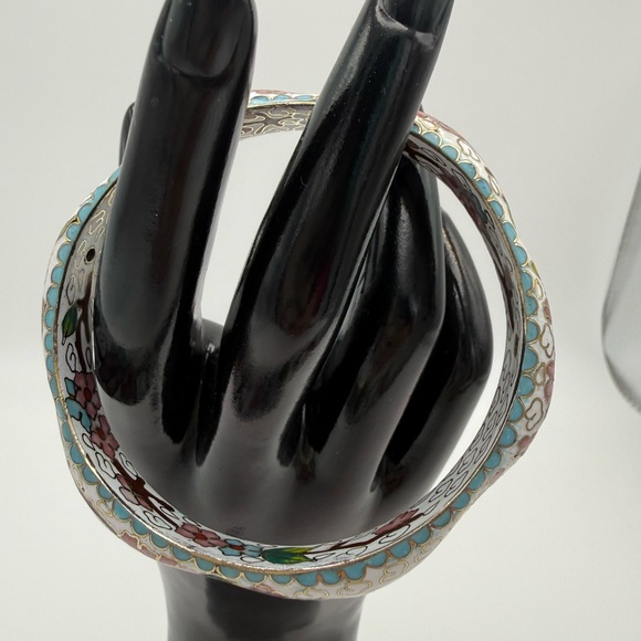 Title - Picture 5 of 10